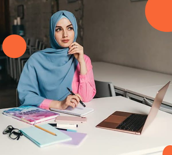 حسابدار مجرب و حرفه ای-min حسابدار مجرب و حرفه ای